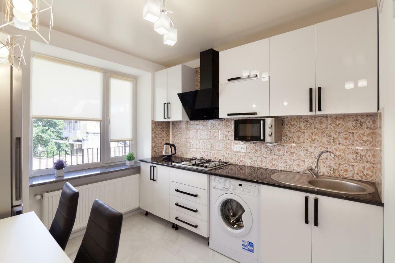 Apartament Avangard Shpytalna 20a
